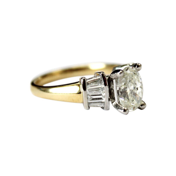 Ladies Engagement Ring - Image 2