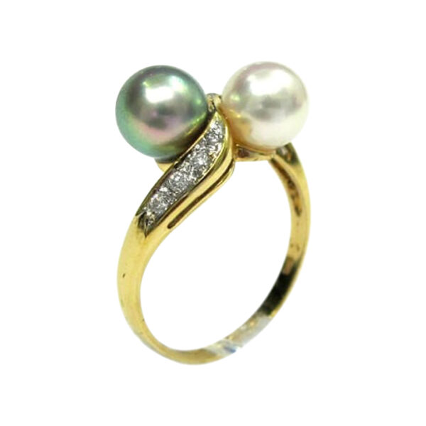 Ladies Diamond and Pearl Ring - Image 2