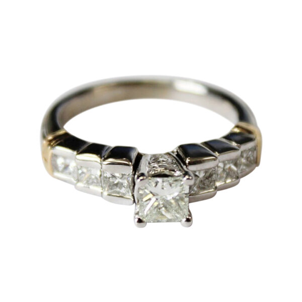 Ladies Engagement Ring