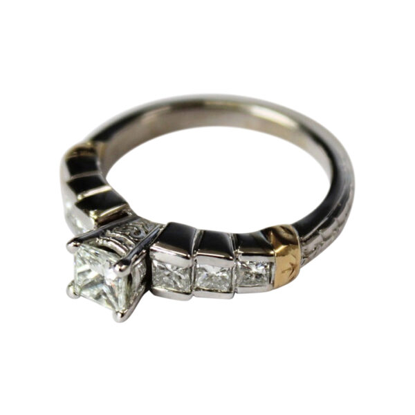 Ladies Engagement Ring - Image 2