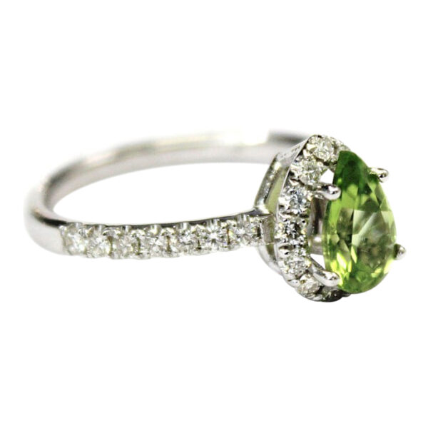 Ladies Peridot and Diamond Ring - Image 2