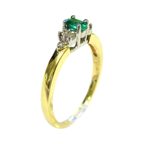 Ladies Emerald and Diamond Ring