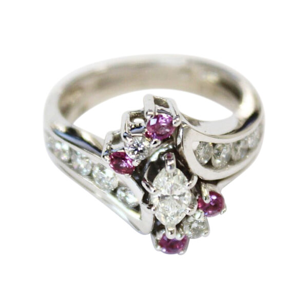 Ladies Engagement Ring - Image 2