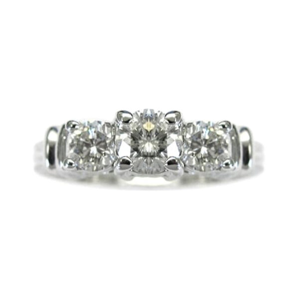 Ladies Engagement Ring