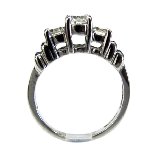 Ladies Engagement Ring - Image 3