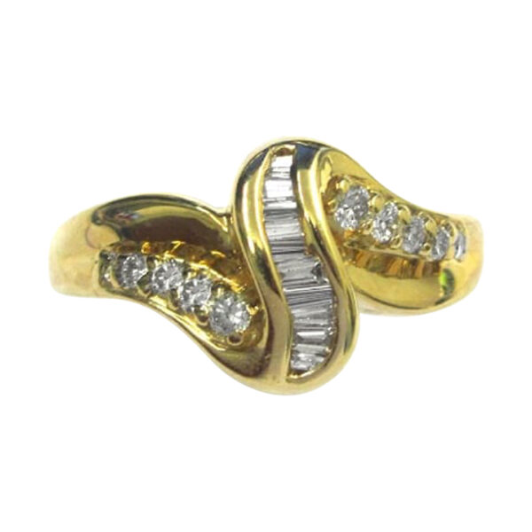 Ladies Diamond Ring