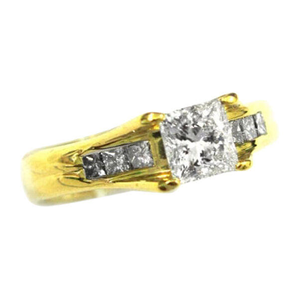 Ladies Engagement Ring - Image 2