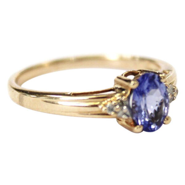 Ladies Tanzanite and Diamond Ring - Image 2