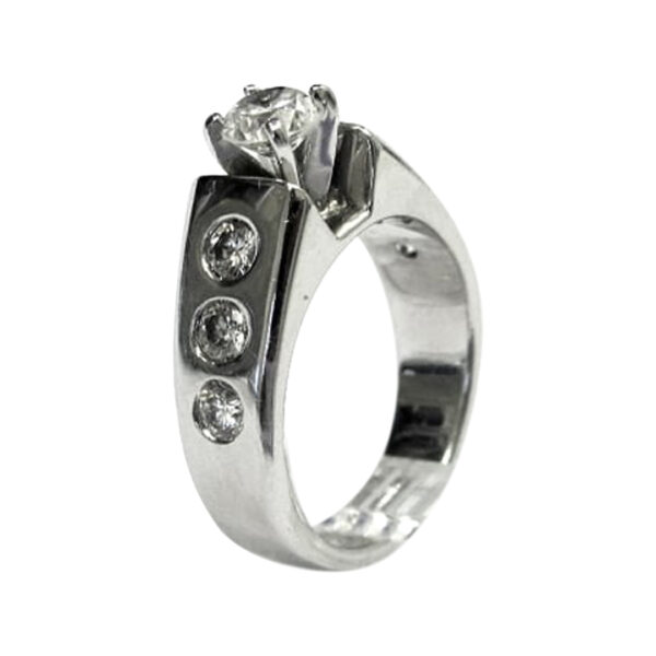 Ladies Engagement Ring - Image 2