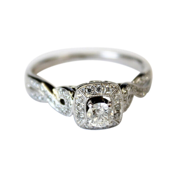 Ladies Engagement Ring