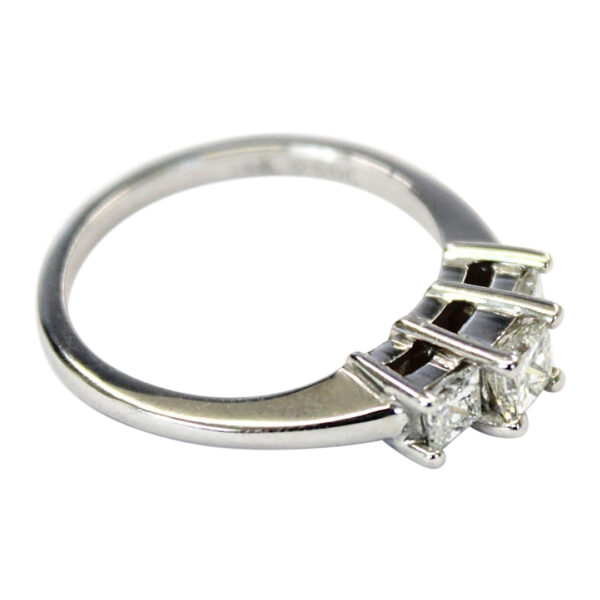 Ladies Engagement Ring - Image 2