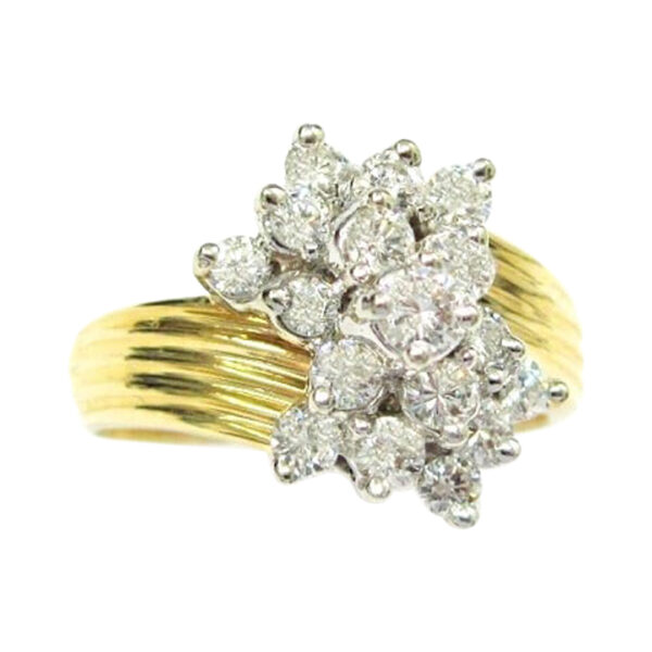 Ladies Diamond Ring - Image 2