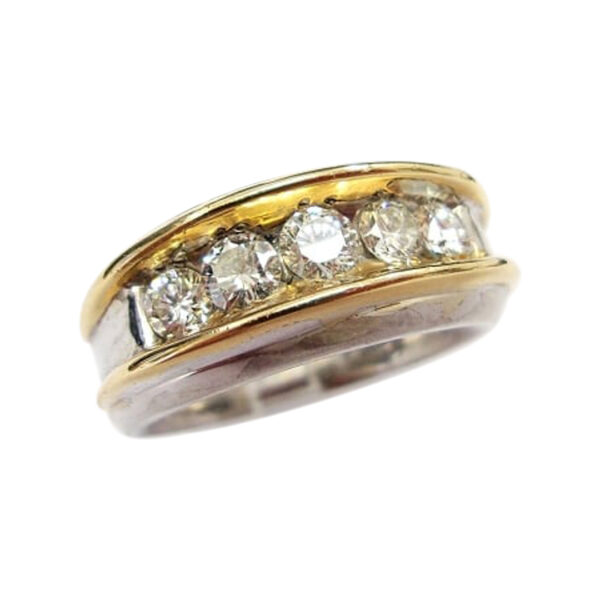 Ladies Diamond Ring - Image 2