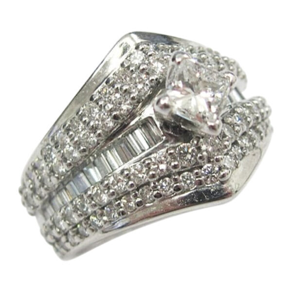 Ladies Engagement Ring - Image 2