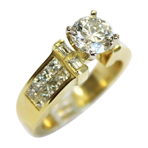 Ladies Engagement Ring - Image 3