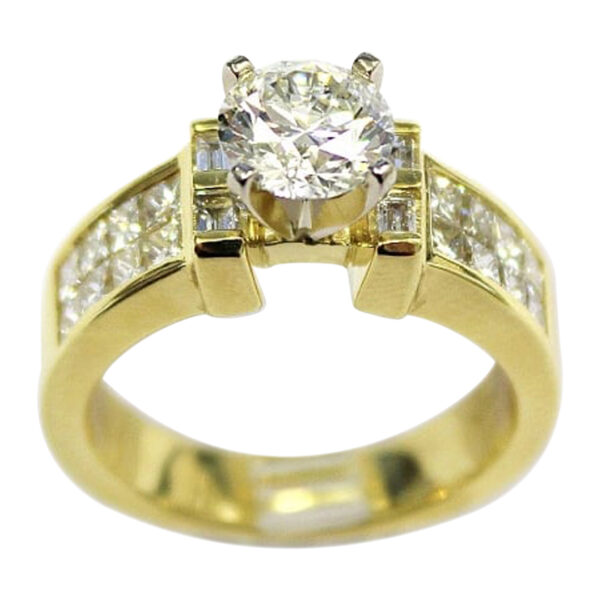 Ladies Engagement Ring - Image 2