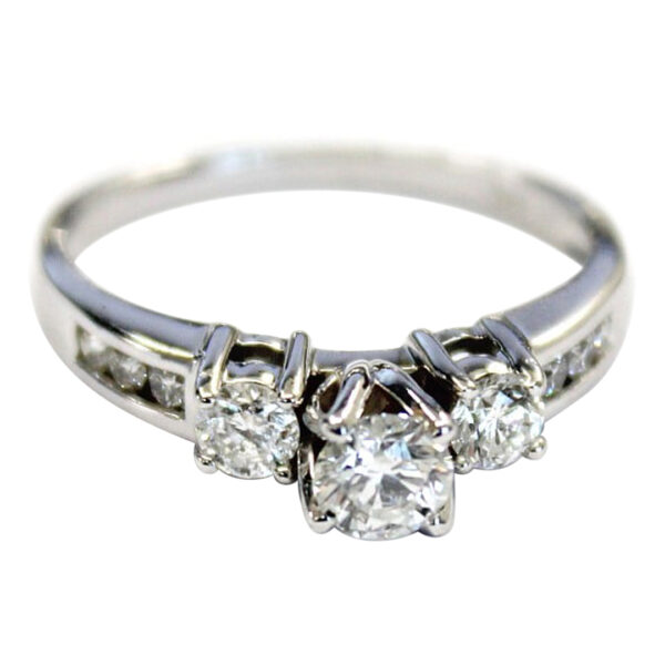 Ladies Engagement Ring