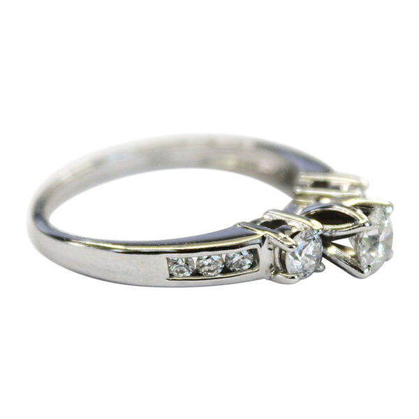 Ladies Engagement Ring - Image 2