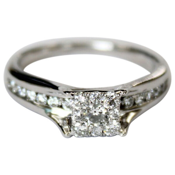 Ladies Engagement Ring