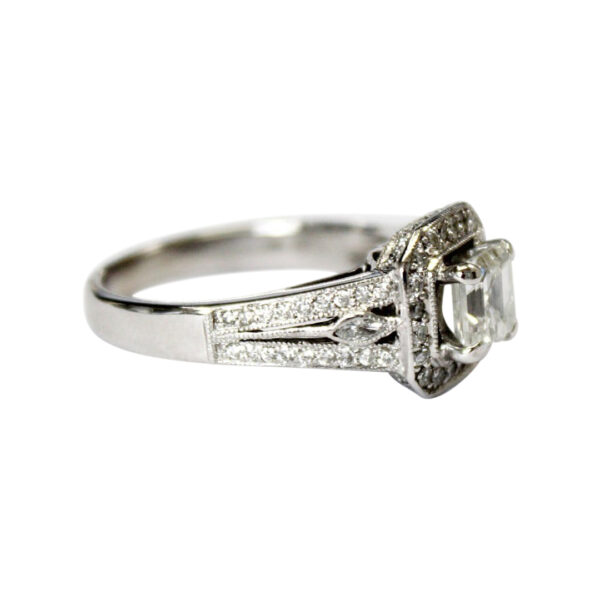 Ladies Engagement Ring - Image 3