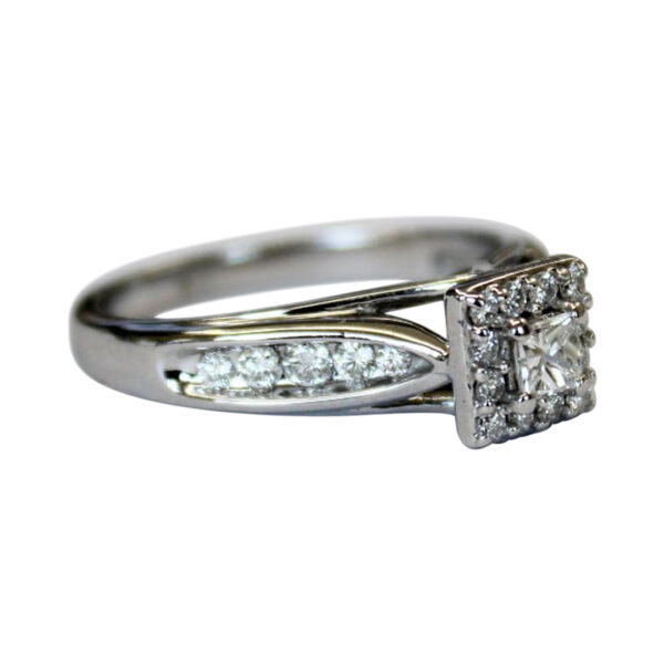 Ladies Engagement Ring - Image 3