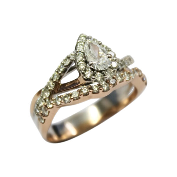 Ladies Engagement Ring