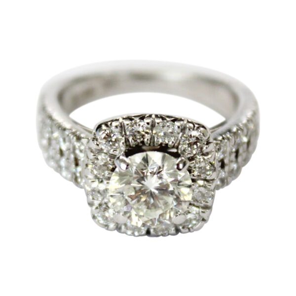 Ladies Engagement Ring