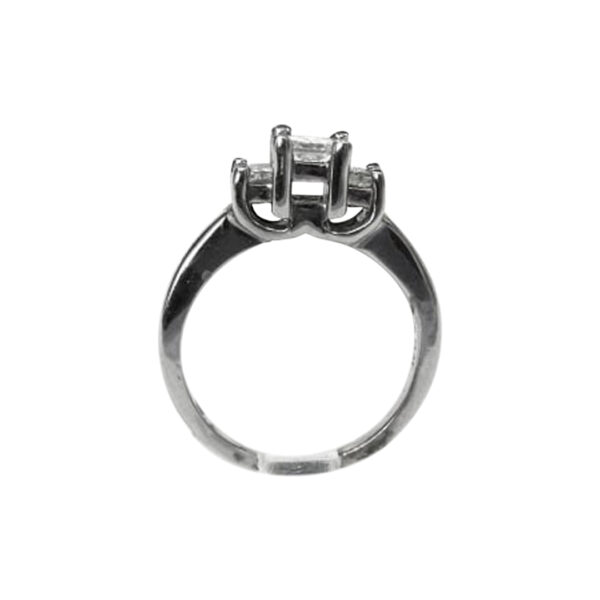 Ladies Engagement Ring - Image 3