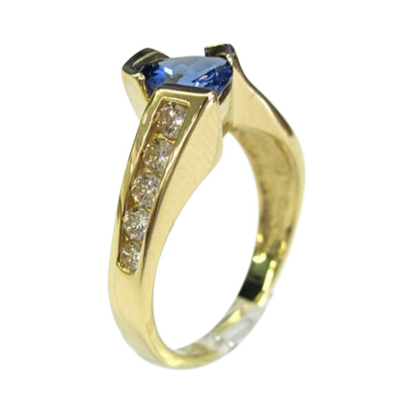 Ladies Diamond and Tanzanite Ring - Image 2