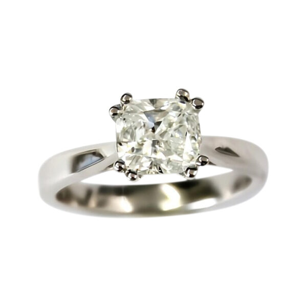 Ladies Engagement Ring