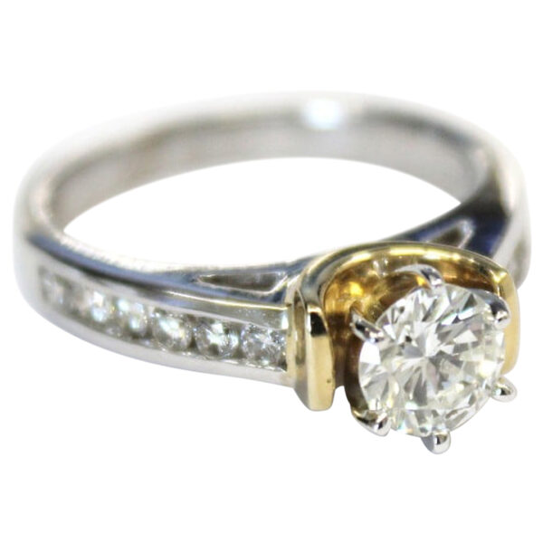 Ladies Engagement Ring - Image 2