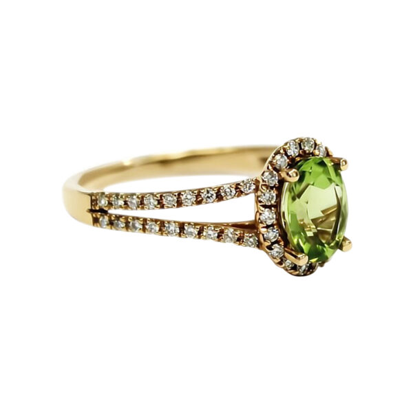 Ladies Peridot and Diamond Ring - Image 2