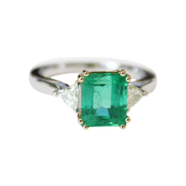 Ladies Emerald and Diamond Ring