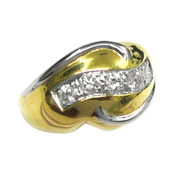 Ladies Diamond Ring - Image 2