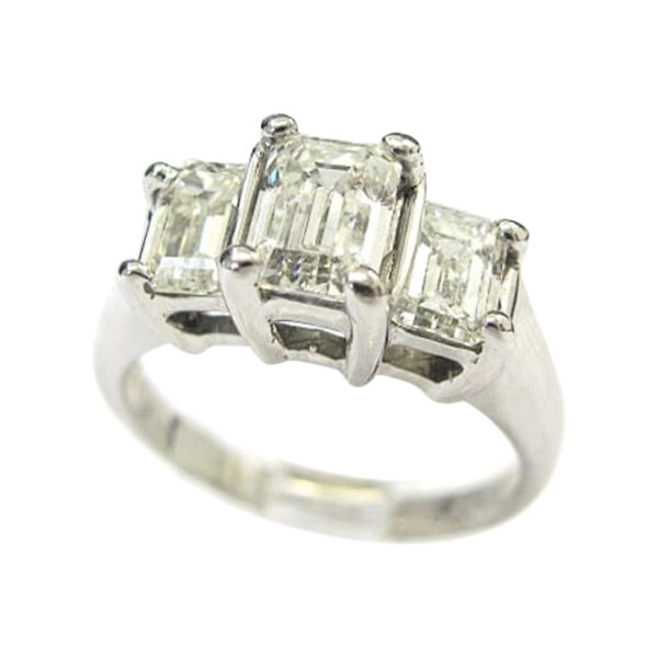 Ladies Engagement Ring - Image 2