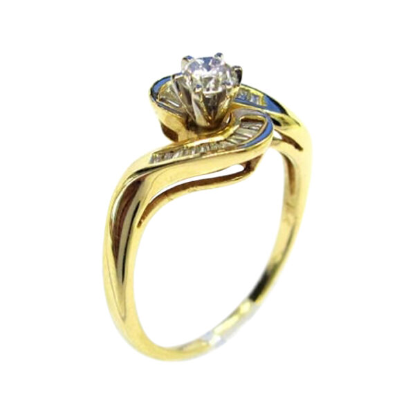 Ladies Engagement Ring - Image 2