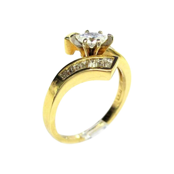 Ladies Diamond Ring