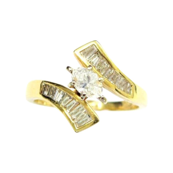 Ladies Diamond Ring - Image 2