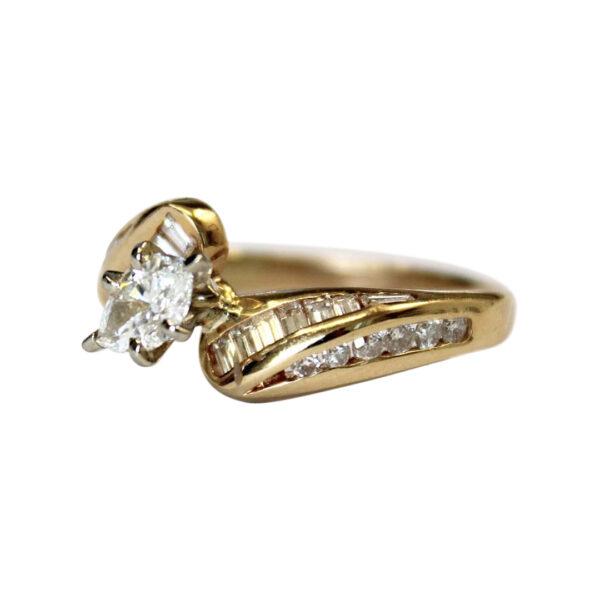 Ladies Engagement Ring - Image 2