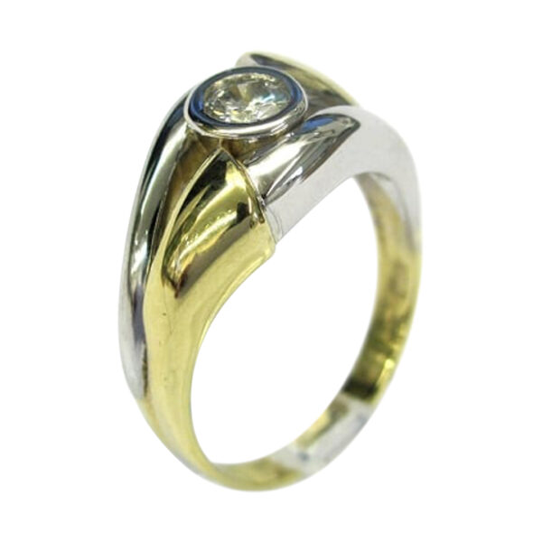 Ladies Diamond Ring - Image 2