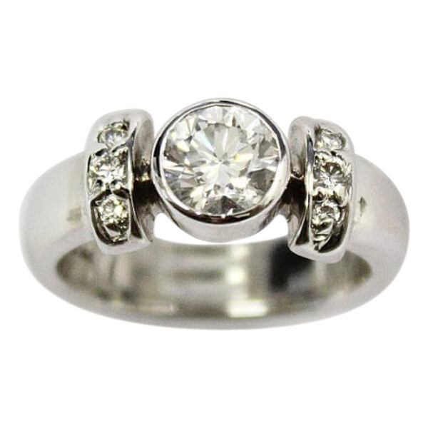 Ladies Engagement Ring