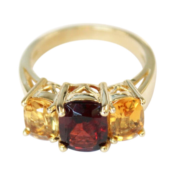 Ladies Citrine and Garnet Ring - Image 2