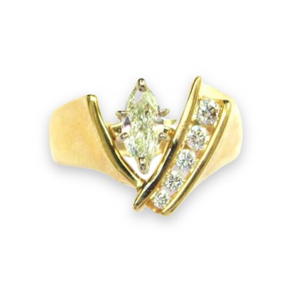 Ladies Estate Ring