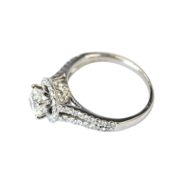 Ladies Engagement Ring - Image 3