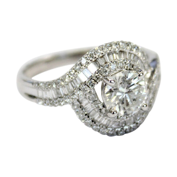 Ladies Diamond Ring