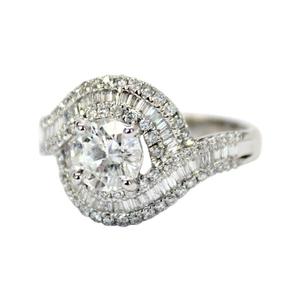 Ladies Diamond Ring - Image 2