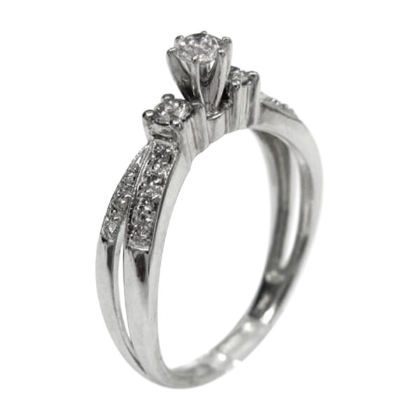 Ladies Diamond Ring