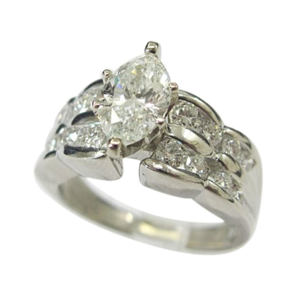 Ladies Engagement Ring - Image 2