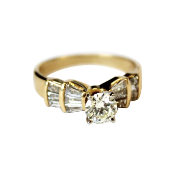 Ladies Engagement Ring