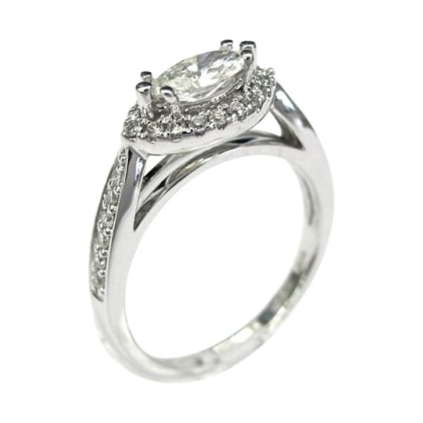 Ladies Engagement Ring